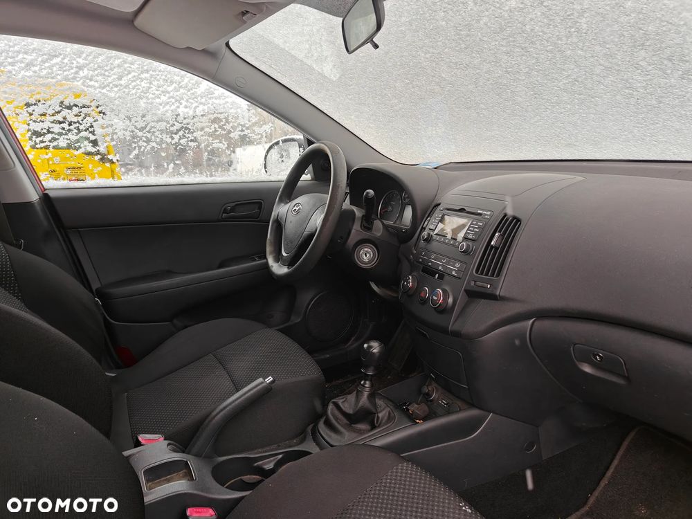 Hyundai i30 1.4 Blue Classic - 11