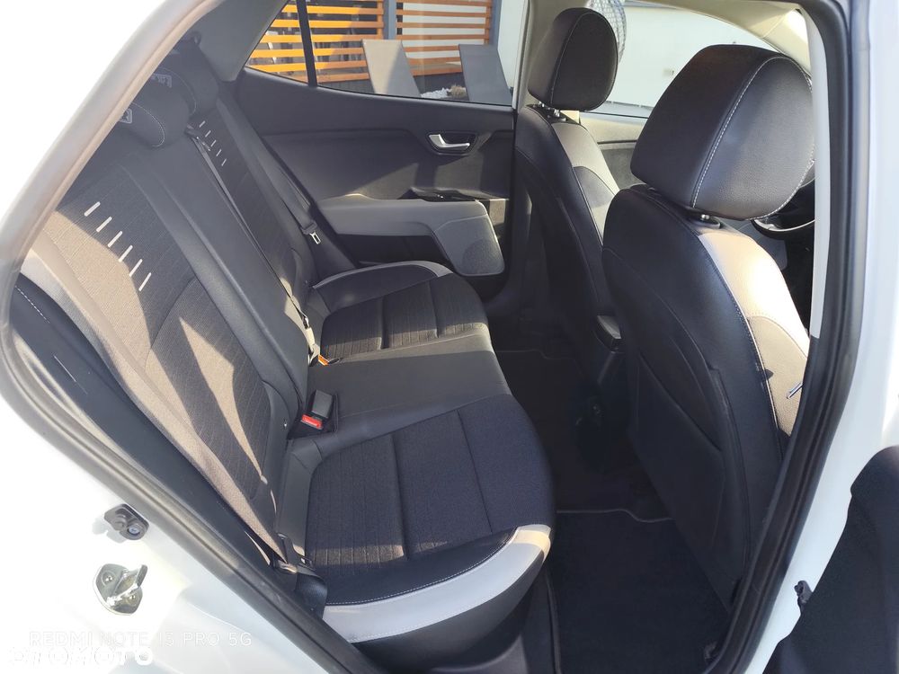 Kia Stonic - 13