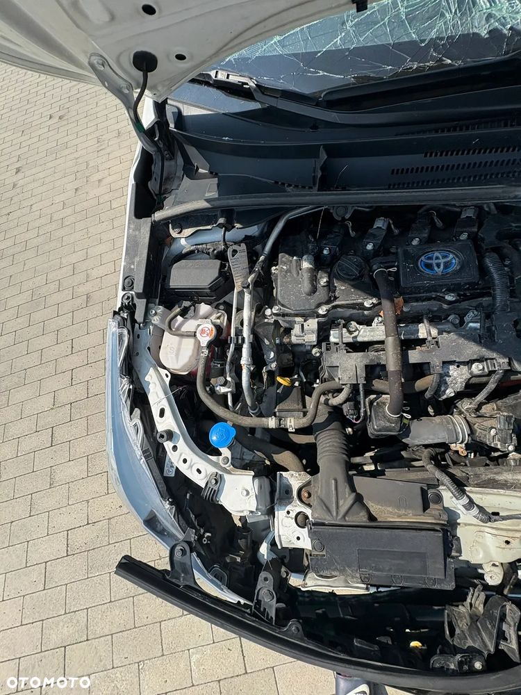 Toyota Corolla 1.8 Hybrid Comfort - 16