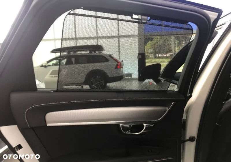 Volvo V90 D4 SCR R-Design - 16