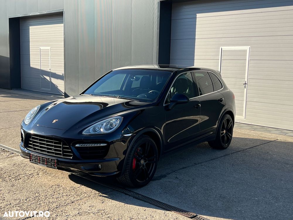 Porsche Cayenne Turbo V8 4.8L Aut. - 3