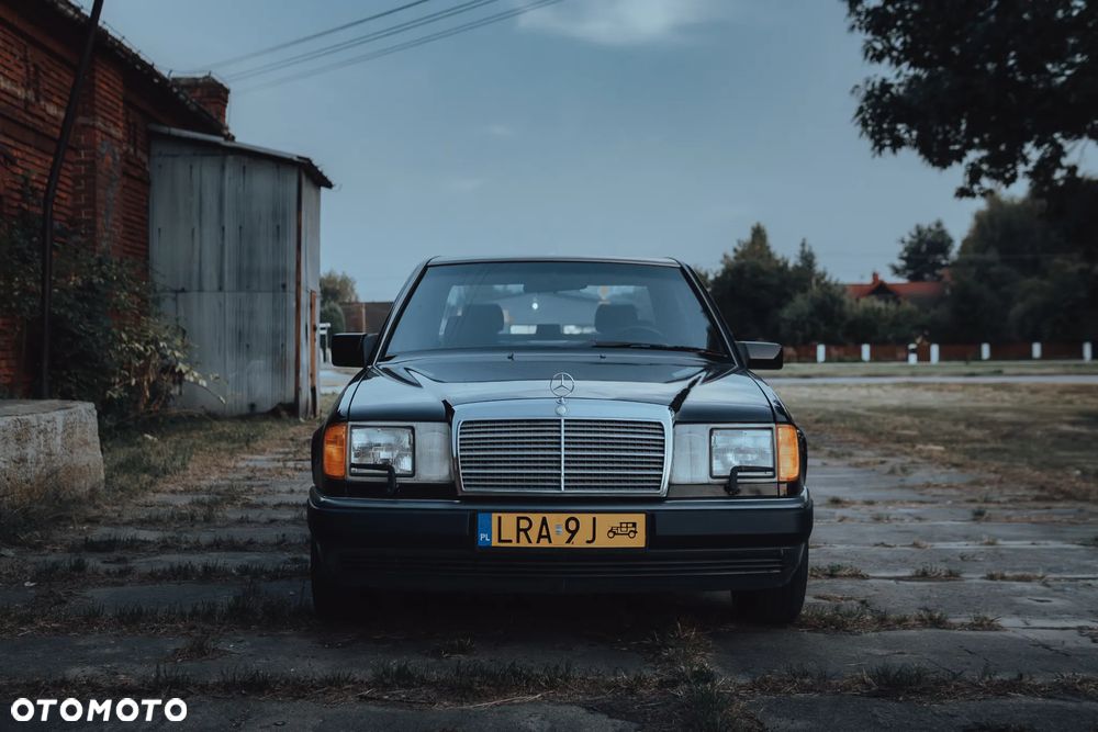 Mercedes-Benz W124 (1984-1993) - 1