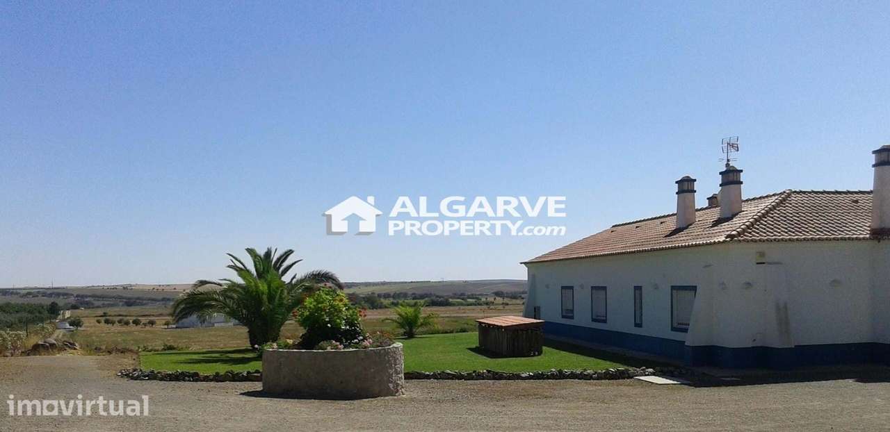 Distinta Herdade de 29 Hectares no Alentejo com Aeródromo Privado Cert - Grande imagem: 2/42