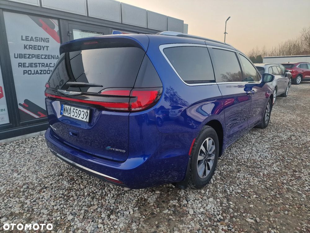 Chrysler Pacifica - 7