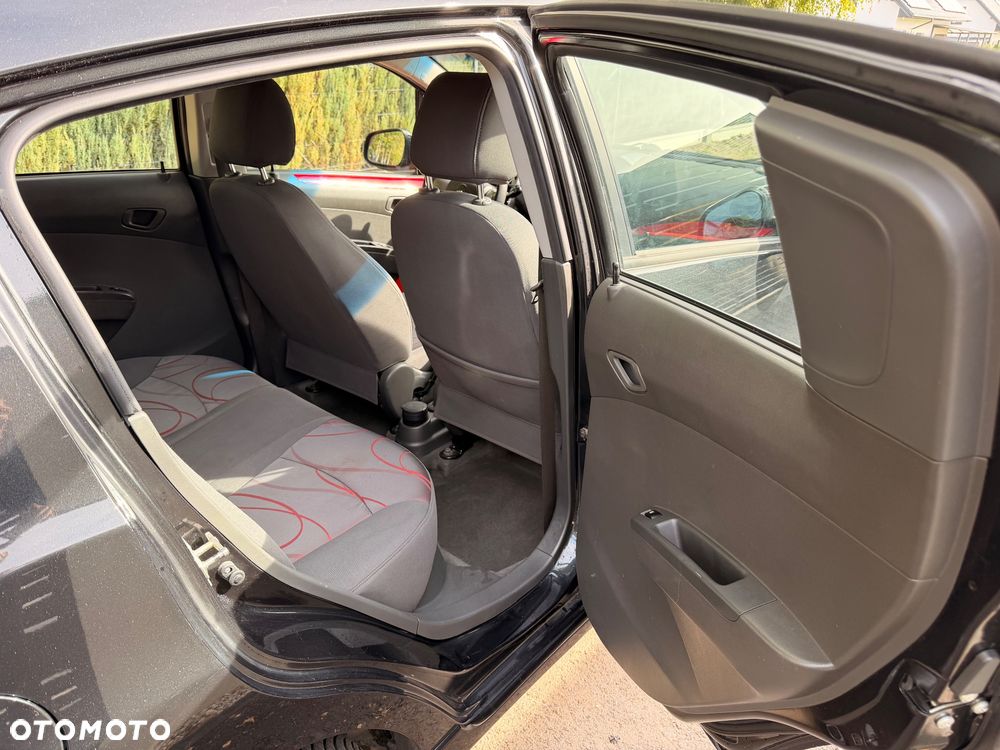 Chevrolet Spark - 10