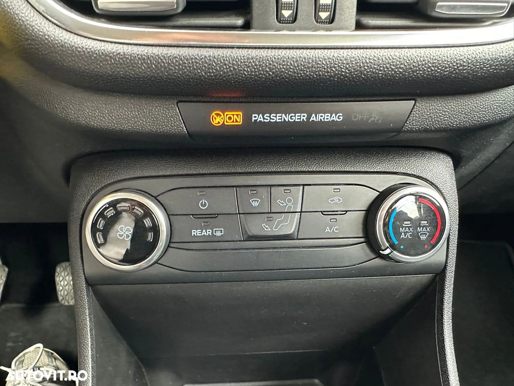 Ford Fiesta 1.1 Trend - 18