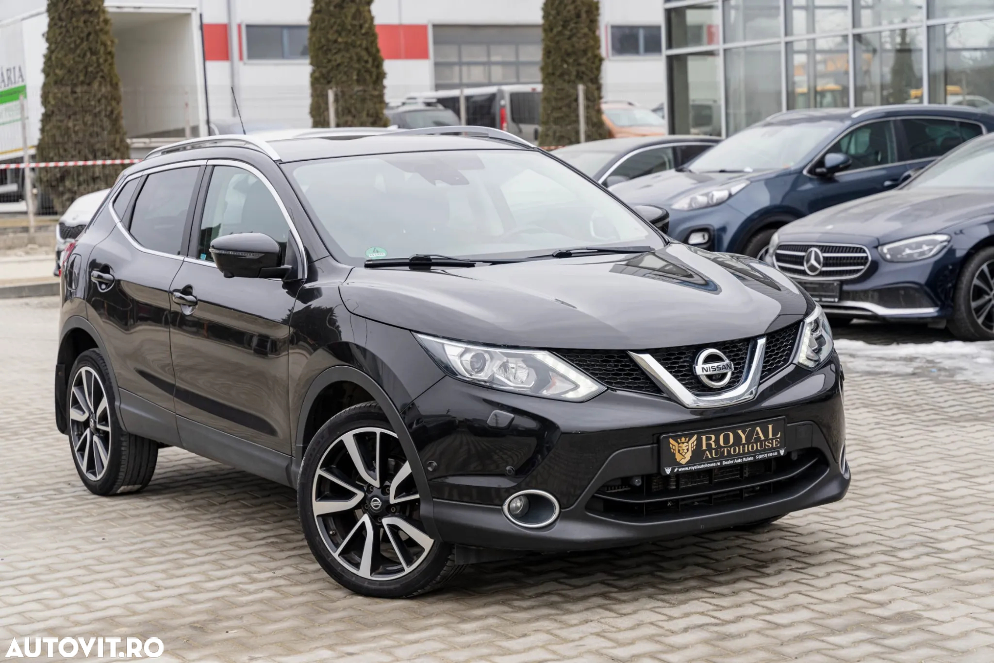Nissan Qashqai 1.6 DCI Start/Stop X-TRONIC Tekna - 2