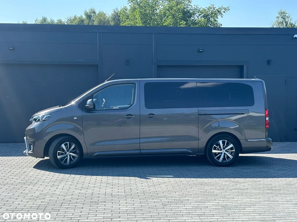 Toyota Proace Verso - 25