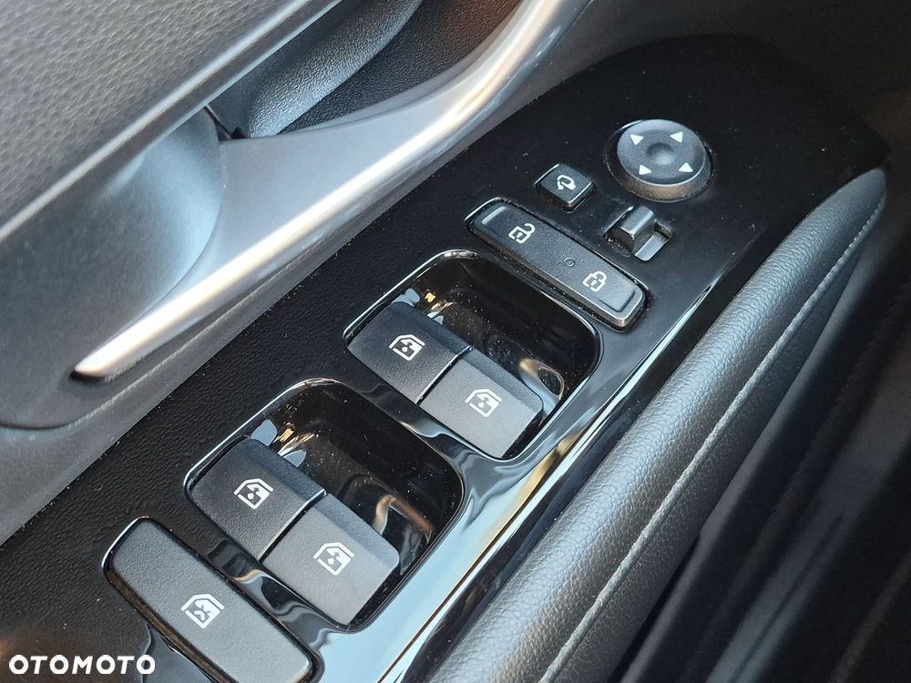 Hyundai Tucson 1.6 T-GDi HEV Executive 4WD - 31