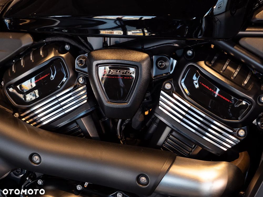 Harley-Davidson Sportster - 8