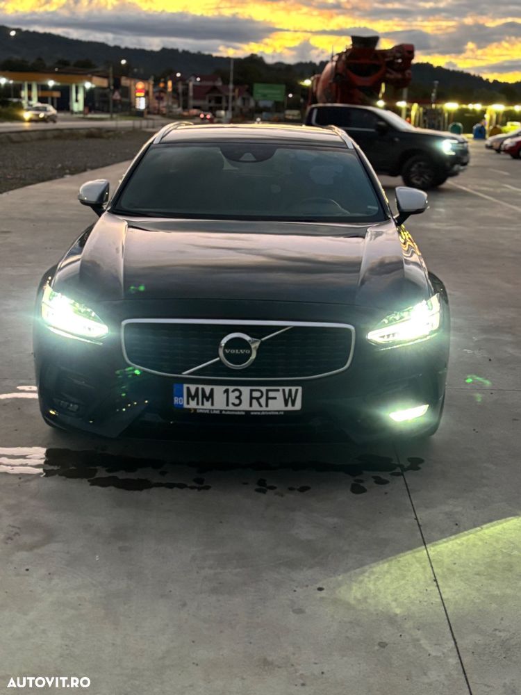 Volvo V90 D5 AWD R-Design - 2