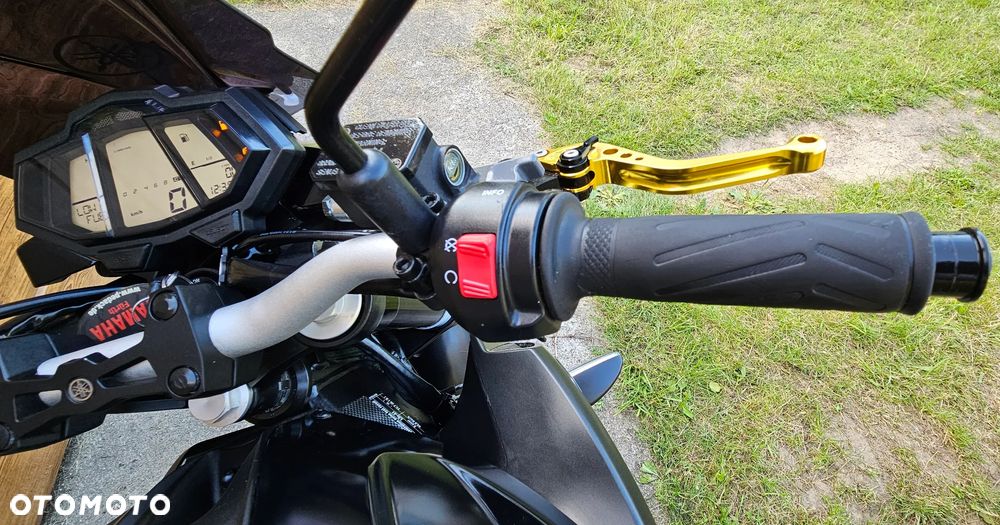 Yamaha MT - 22