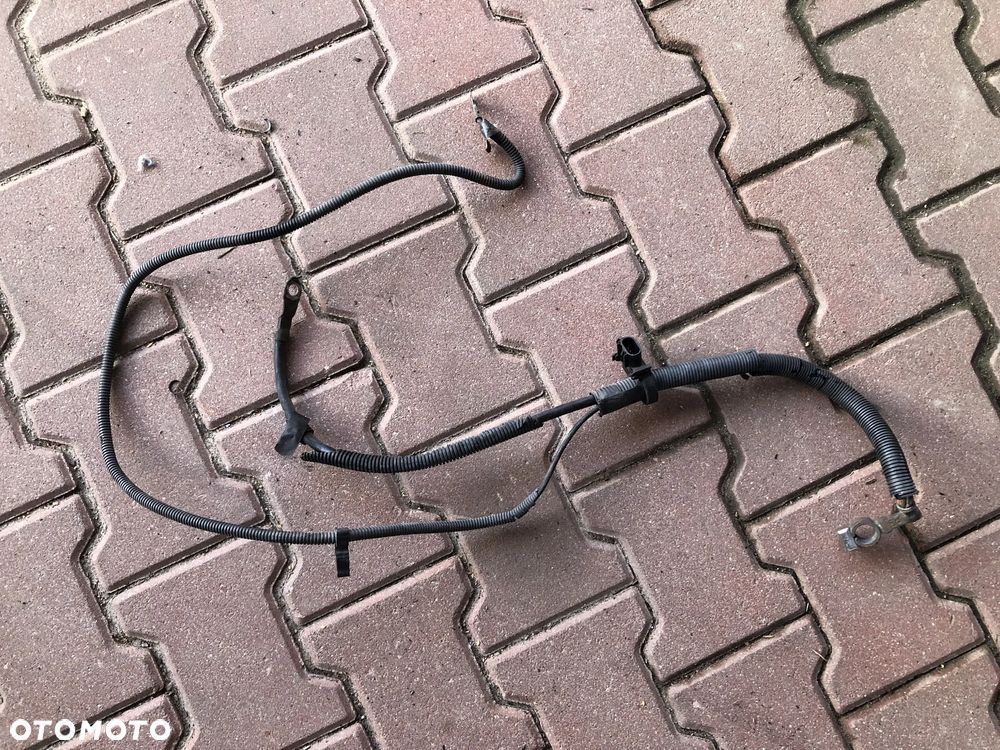 CADILLAC ESCALADE III 6,2 V8 2006-2014 WIĄZKA ELEKTRYCZNA AKUMULATORA KLEMA UJEMNA PRZEWÓD MINUS - 1