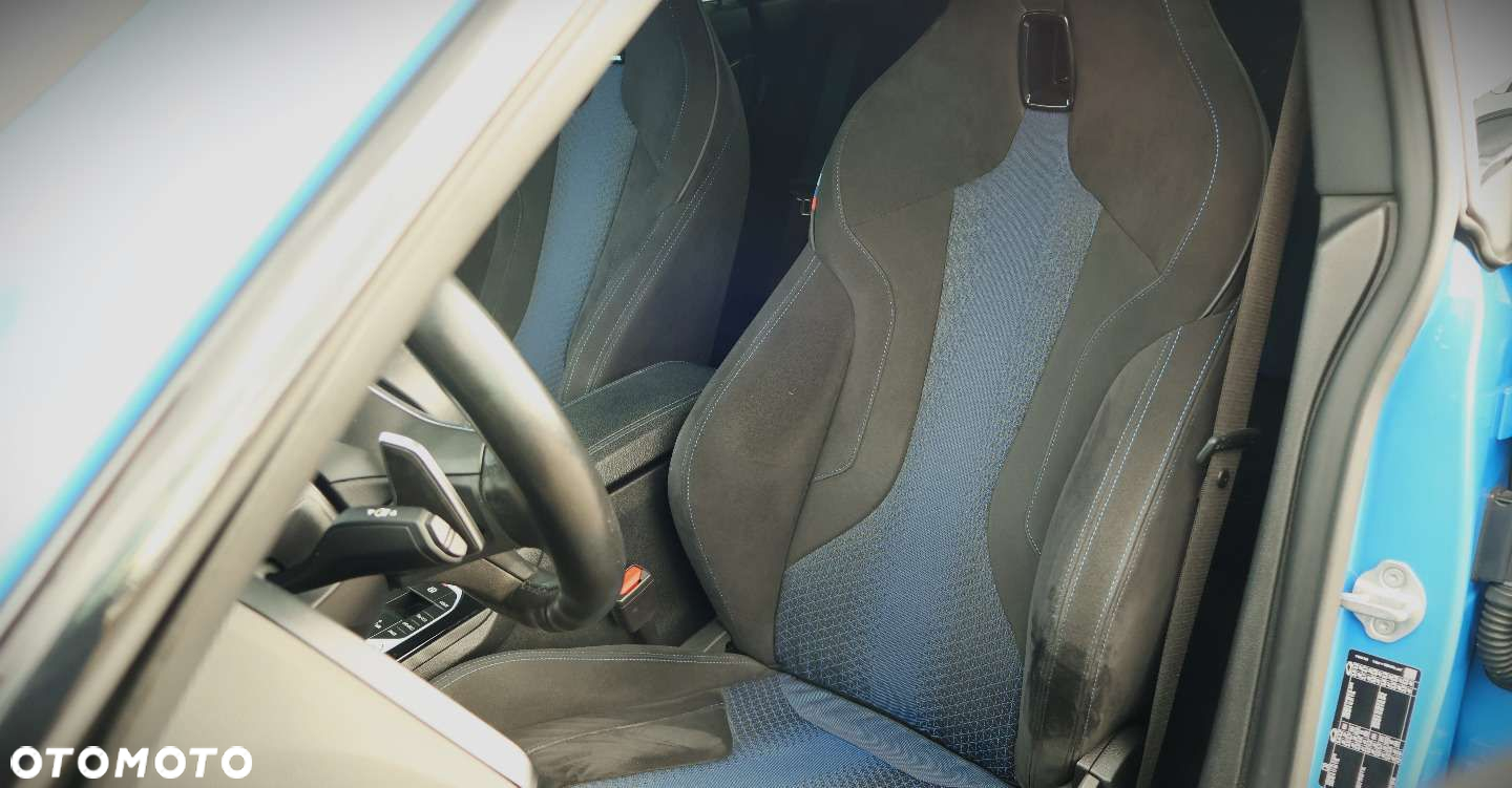BMW Seria 2 218d M Sport - 14