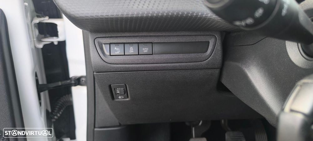 Peugeot 208 1.2 PureTech Allure - 14