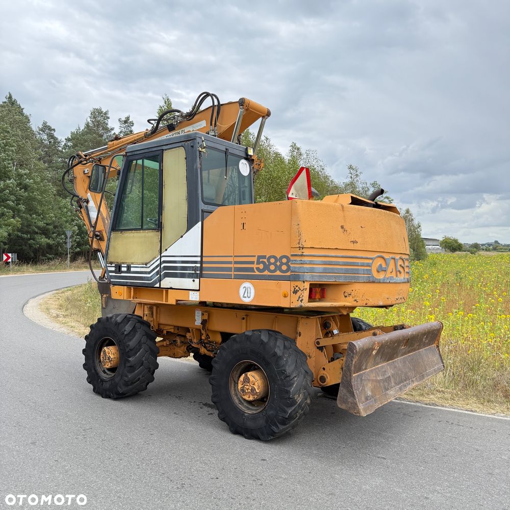 Case Poclain 588 14 ton koparka obrotówka kołowa - 14