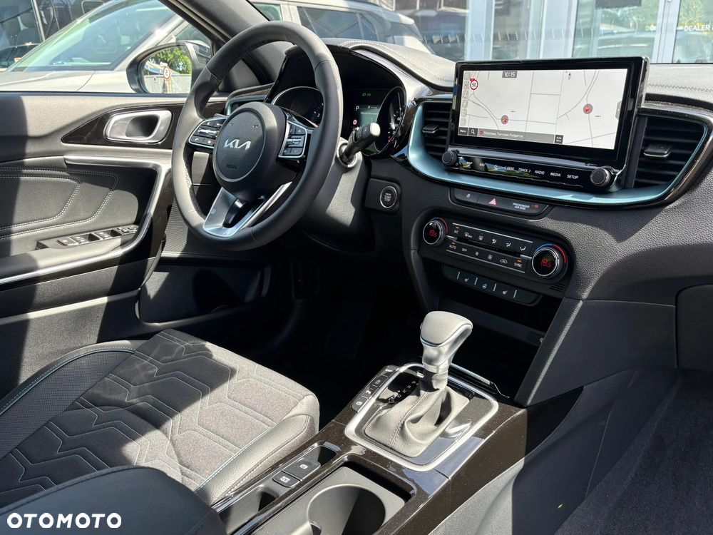 Kia XCeed 1.6 T-GDI Tribute DCT - 27