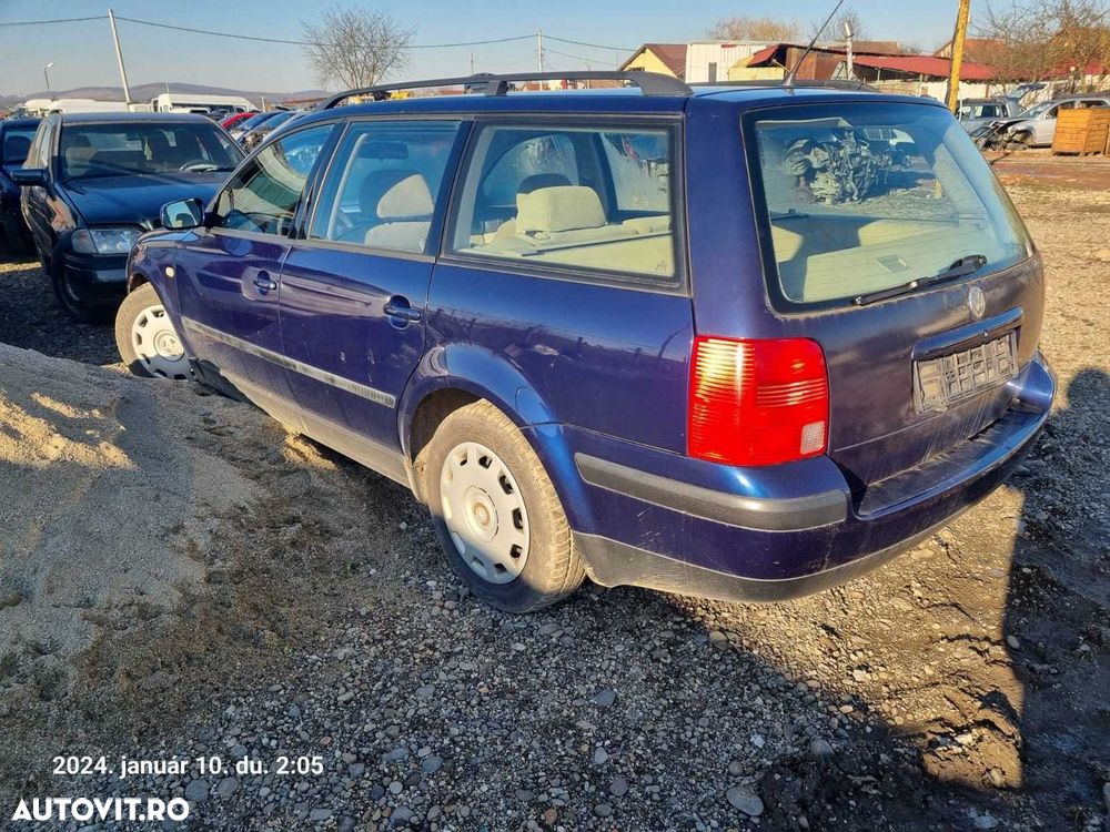 Dezmembram Volkswagen Passat 1.9TDI - 3