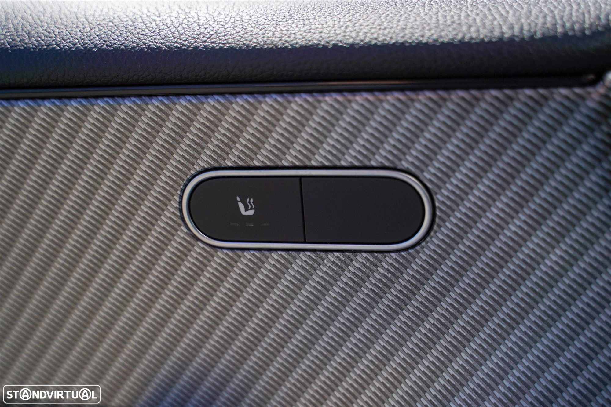 Mercedes-Benz A 250 e - 32