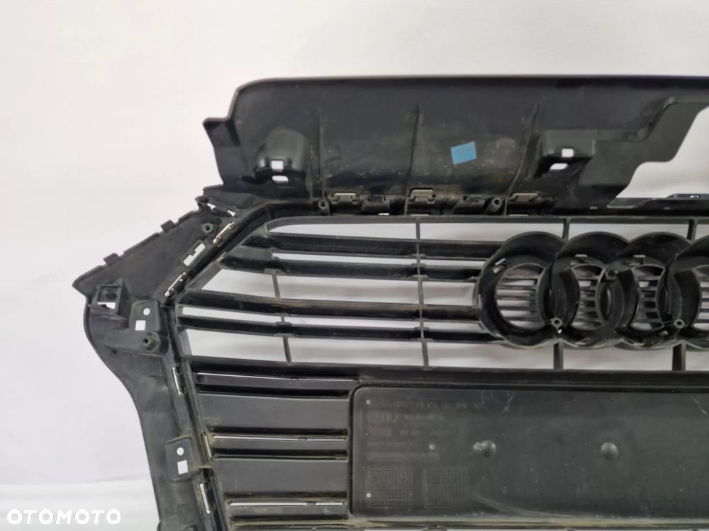 AUDI A3 8V 8V3 LIFT 15-  ATRAPA / GRILL PRZEDNI PRZÓD , NR 8V3853651AA , NR AUKCJI GR28 - 16
