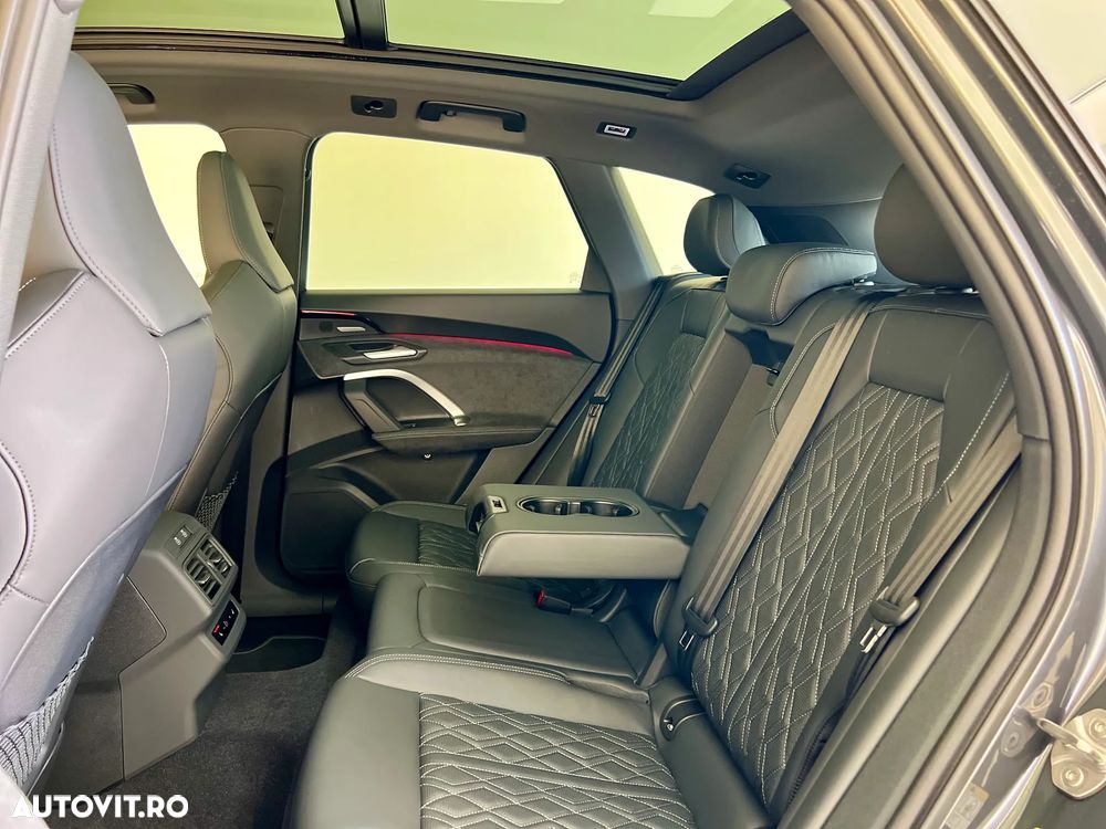 Audi Q5 40 TDI quattro S tronic S line - 29