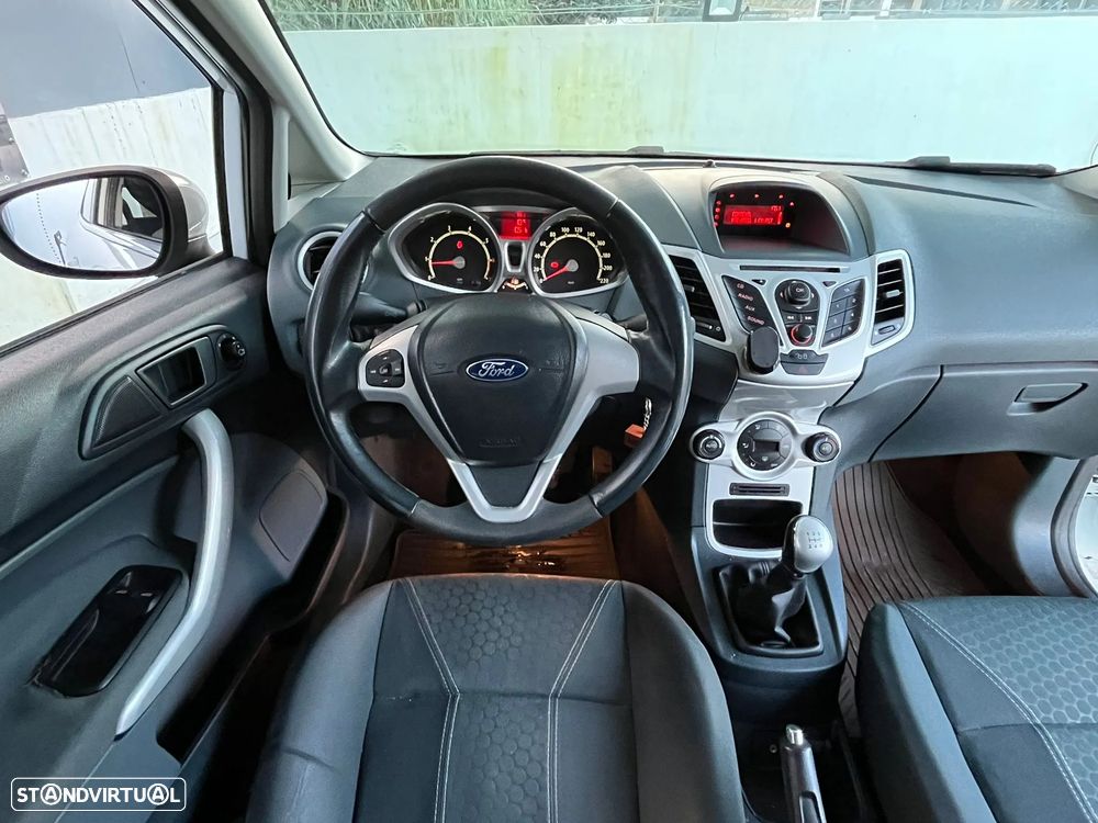 Ford Fiesta 1.25 Trend - 14