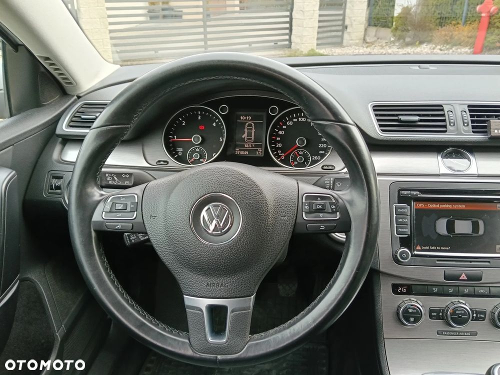 Volkswagen Passat 2.0 TDI Comfortline - 8