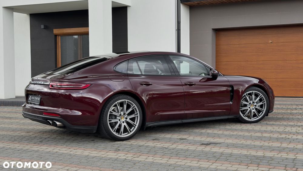 Porsche Panamera 4S - 10