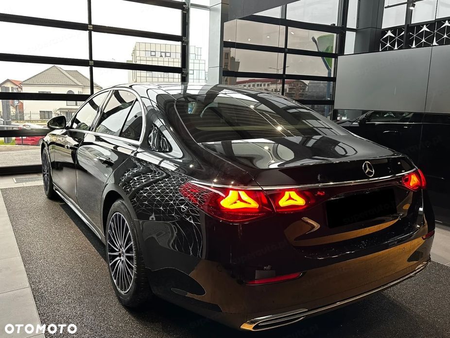 Mercedes-Benz Klasa E 220 d mHEV 4-Matic Exclusive 9G-Tronic - 7