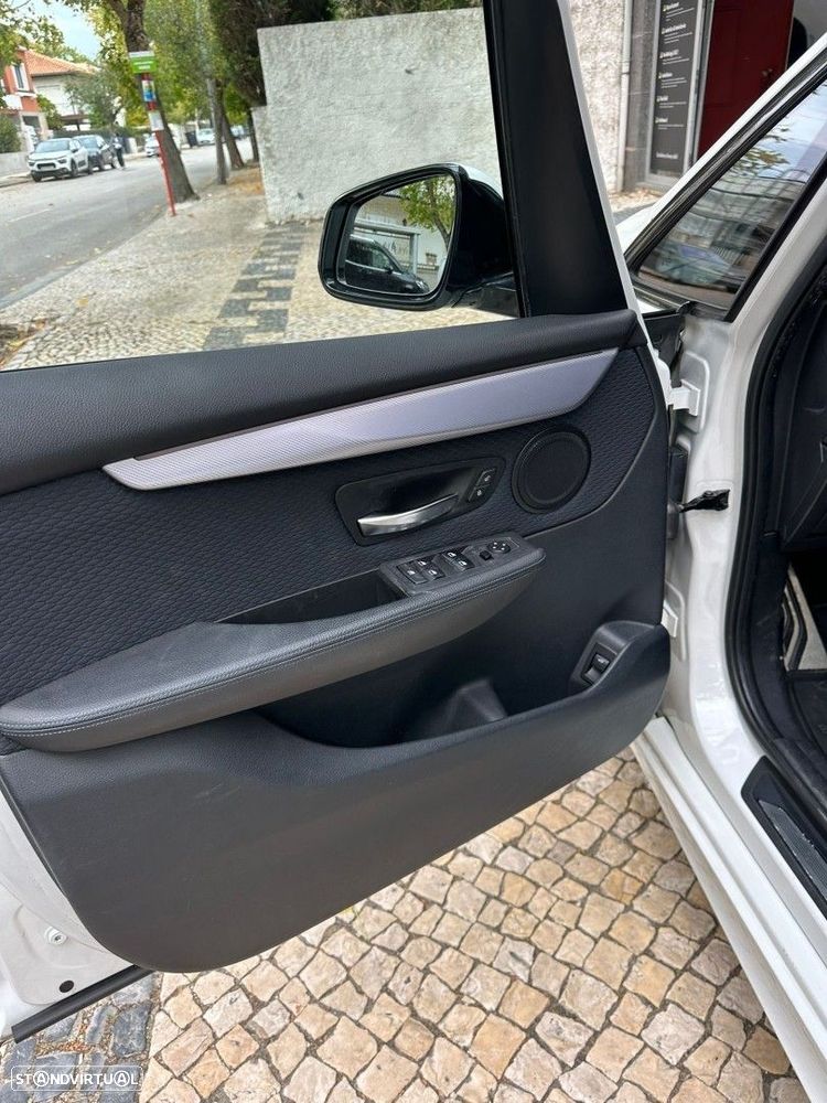 BMW 216 Active Tourer d Pack M - 13