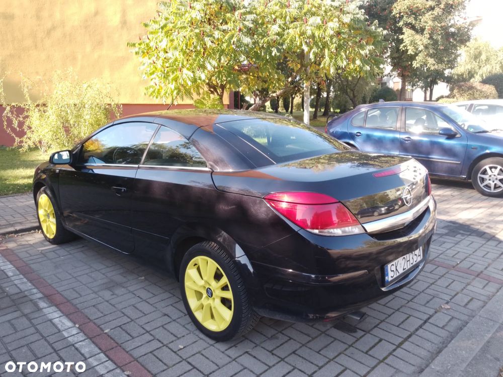 Opel Astra - 4