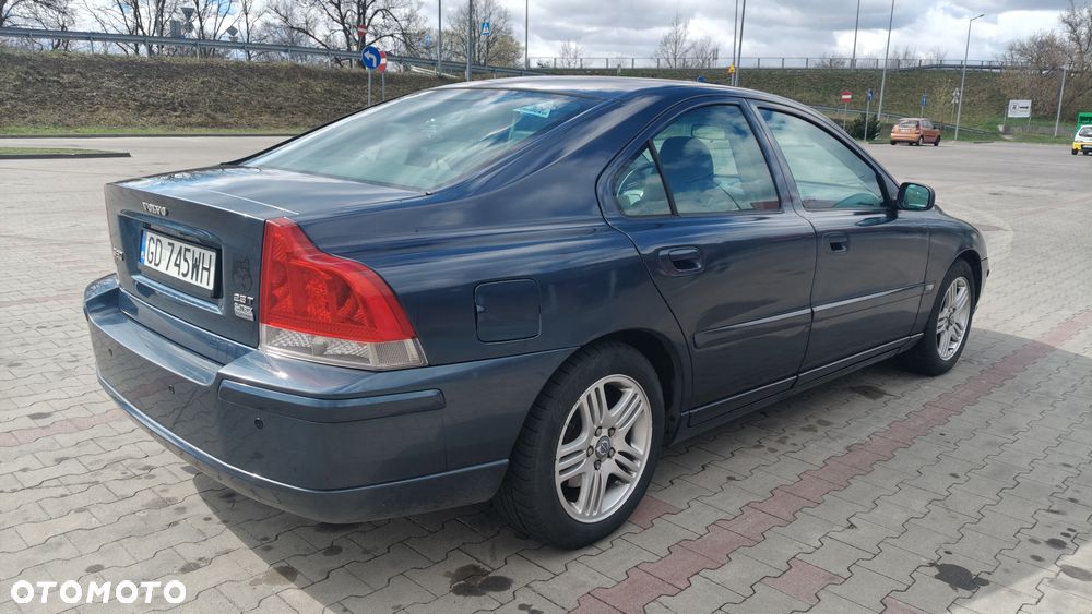 Volvo S60 - 3