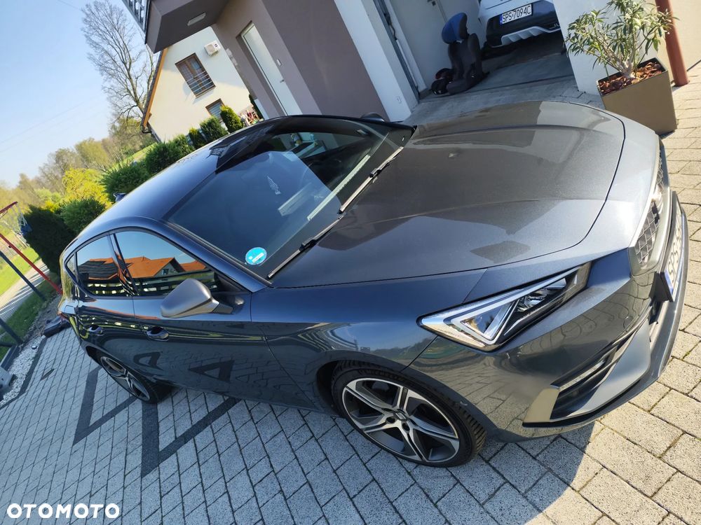 Seat Leon 1.5 eTSI FR DSG - 3