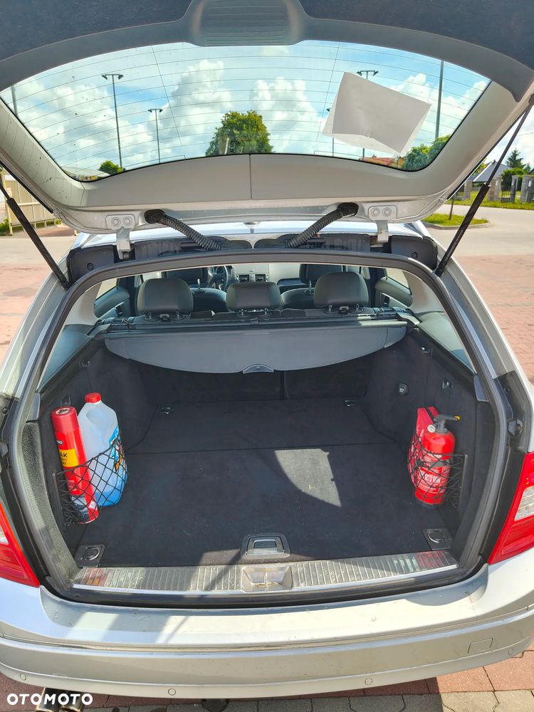 Mercedes-Benz Klasa C 200 CDI DPF Automatik BlueEFFICIENCY - 9