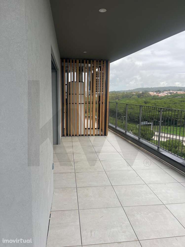 Magnifico T3 com 2 suites localizado no 13º e último piso vista desafo - Grande imagem: 3/31