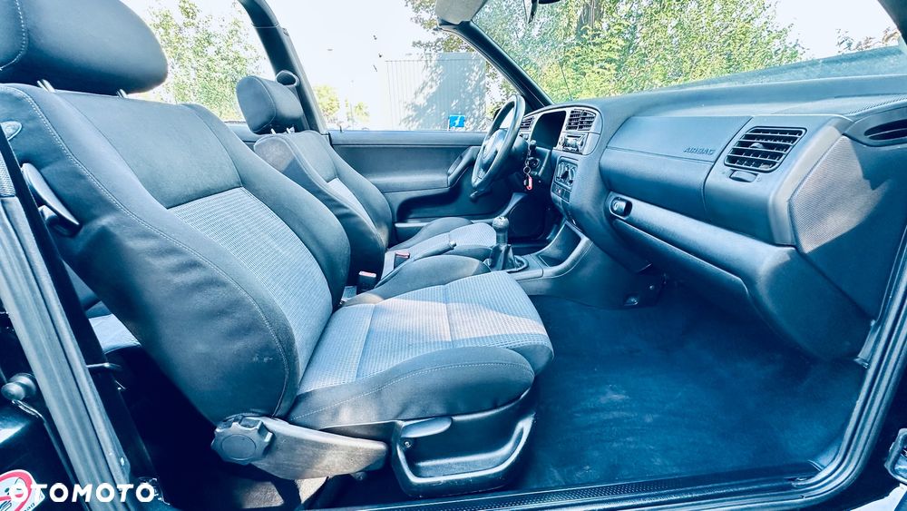 Volkswagen Golf 1.8 CL - 18