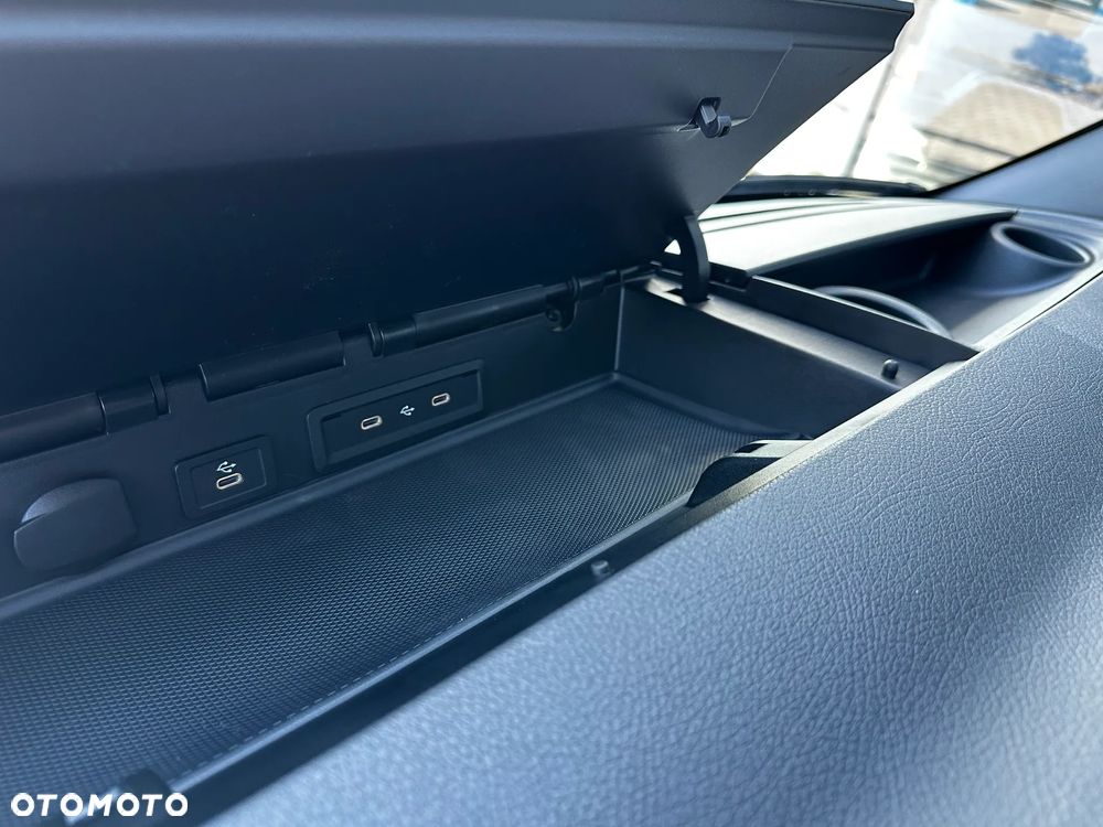 Mercedes-Benz Sprinter - 17