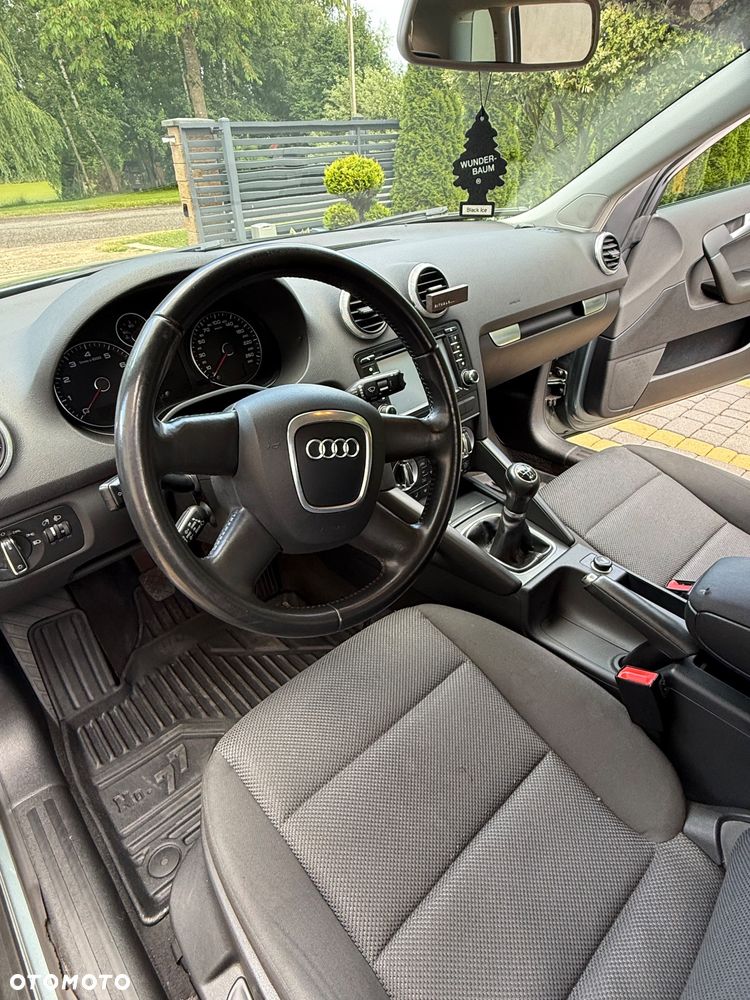 Audi A3 Sportback 1.4 TFSI Ambiente - 10