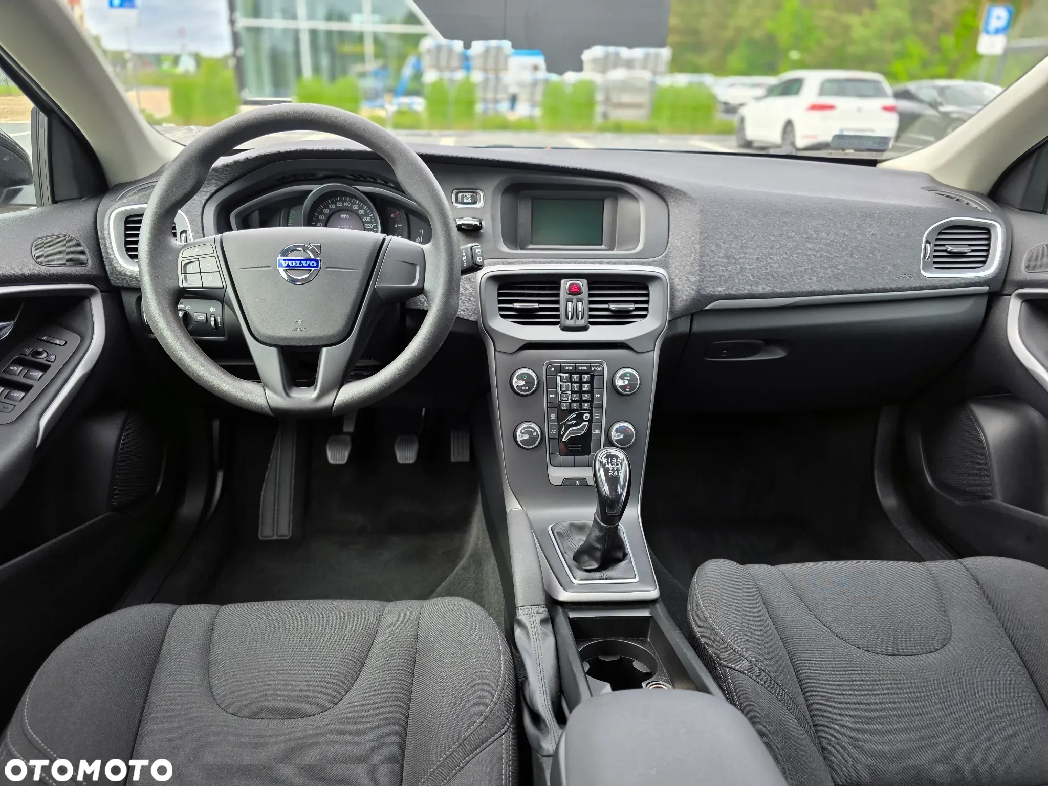 Volvo V40 D2 Momentum - 21