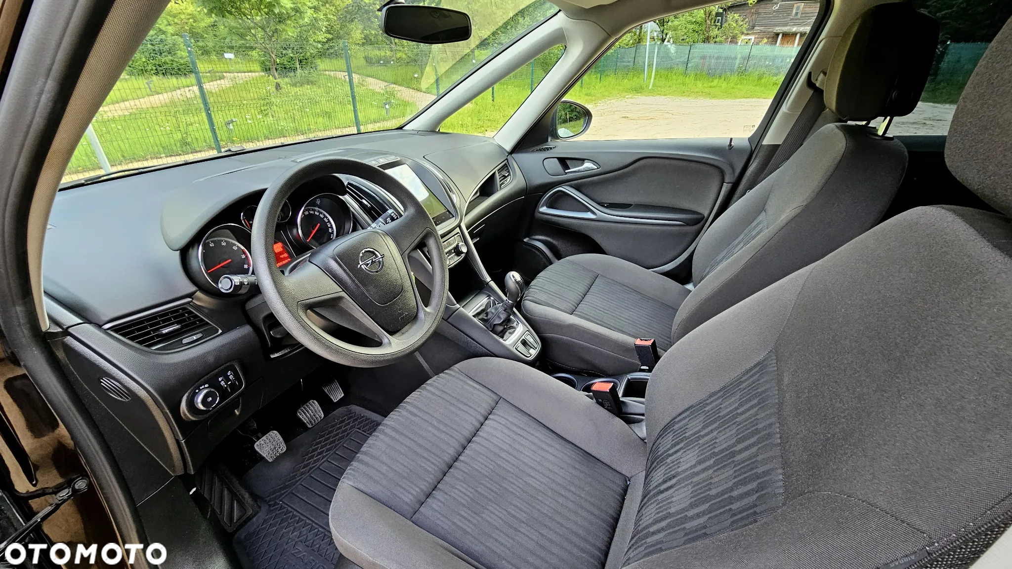 Opel Zafira 1.4 T Enjoy - 28