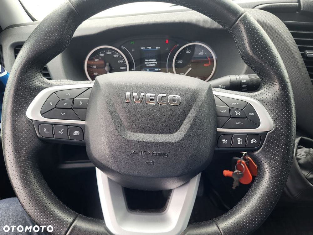 Iveco 35S18 Kontener 9 palet + Winda 750Kg - 17