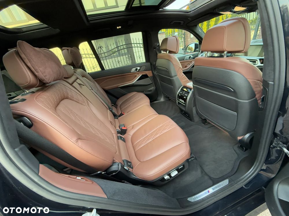 BMW X7 xDrive30d - 34