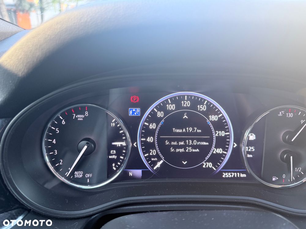 Opel Insignia - 25