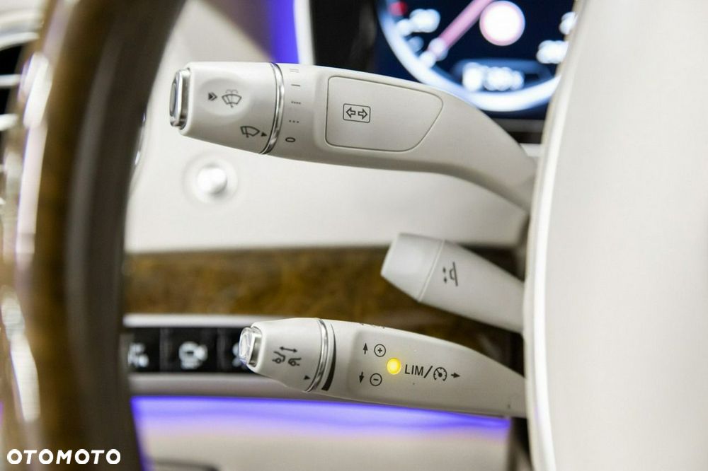 Mercedes-Benz Klasa S 500 4Matic 7G-TRONIC - 25