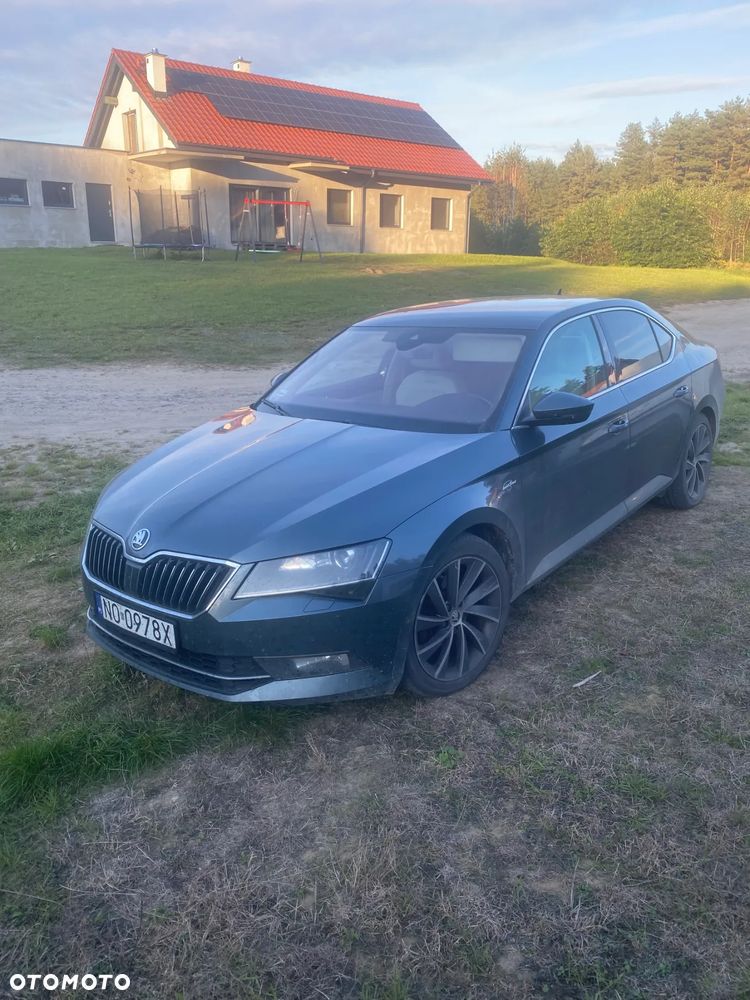 Skoda Superb 2.0 TDI 4x4 L&K DSG - 2