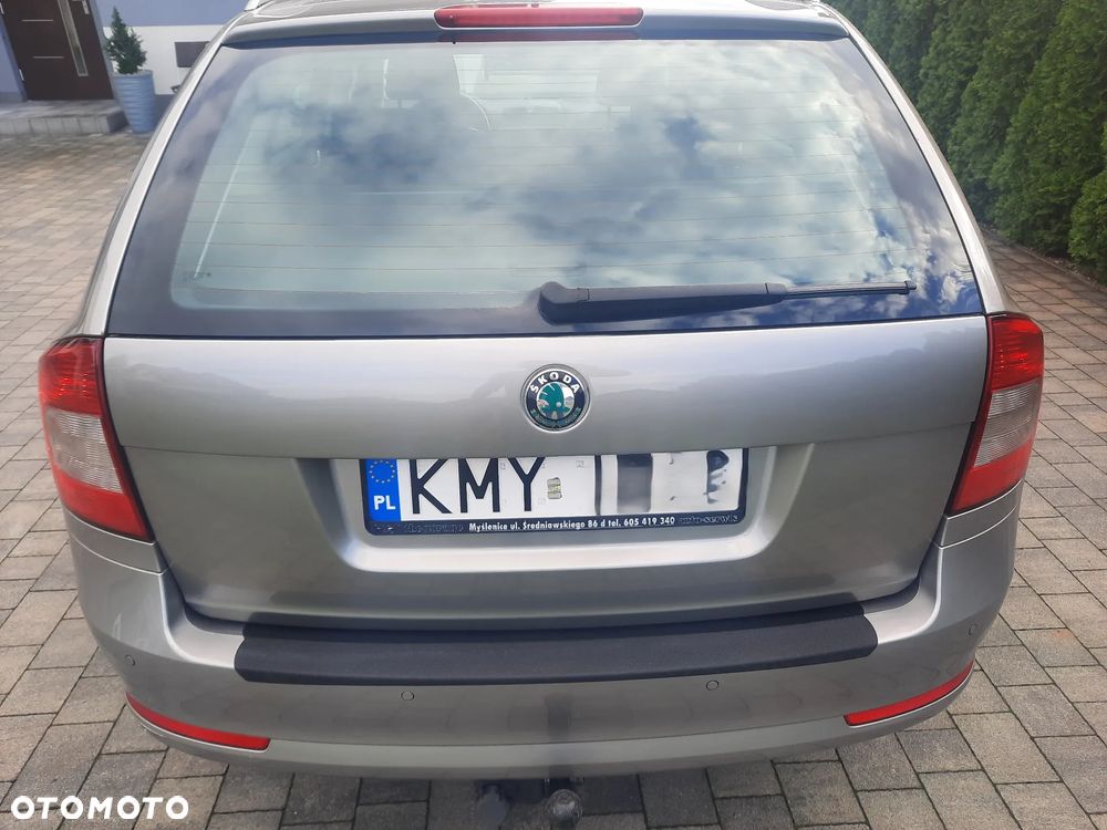 Skoda Octavia 2.0 TDI DPF Elegance DSG - 18