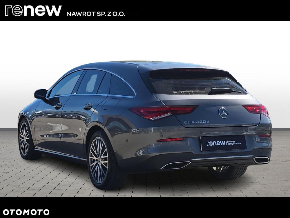 Mercedes-Benz CLA 200 d Progressive 8G-DCT - 3