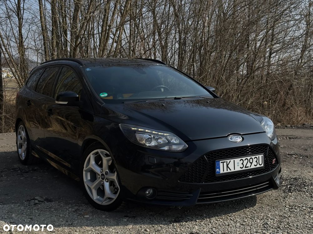 Ford Focus 2.0 EcoBoost ST mit Leder-Sport-Paket - 6