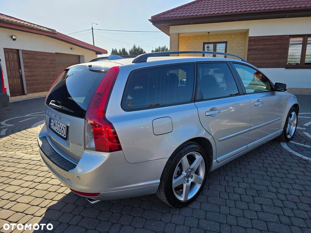 Volvo V50 - 11