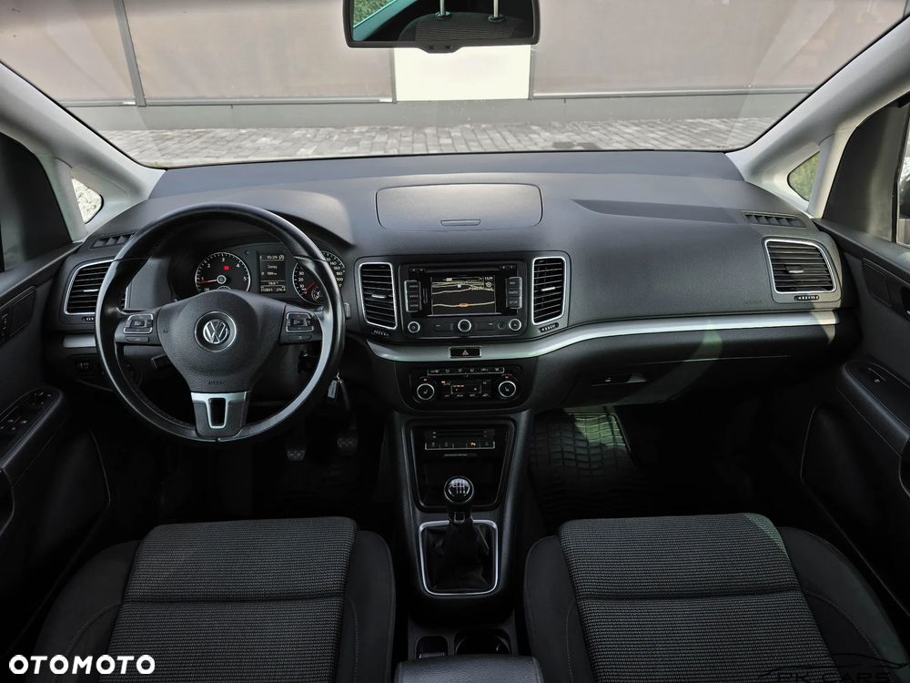 Volkswagen Sharan 2.0 TDI 4MOTION BlueMotion Technology Highline - 24